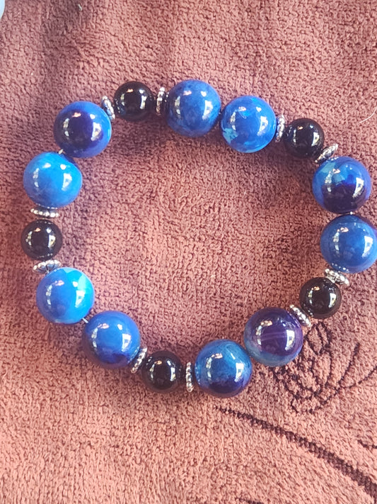 Bracelets beeds