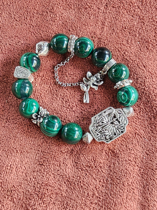 Bracelets beeds