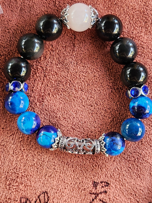 Bracelets beeds