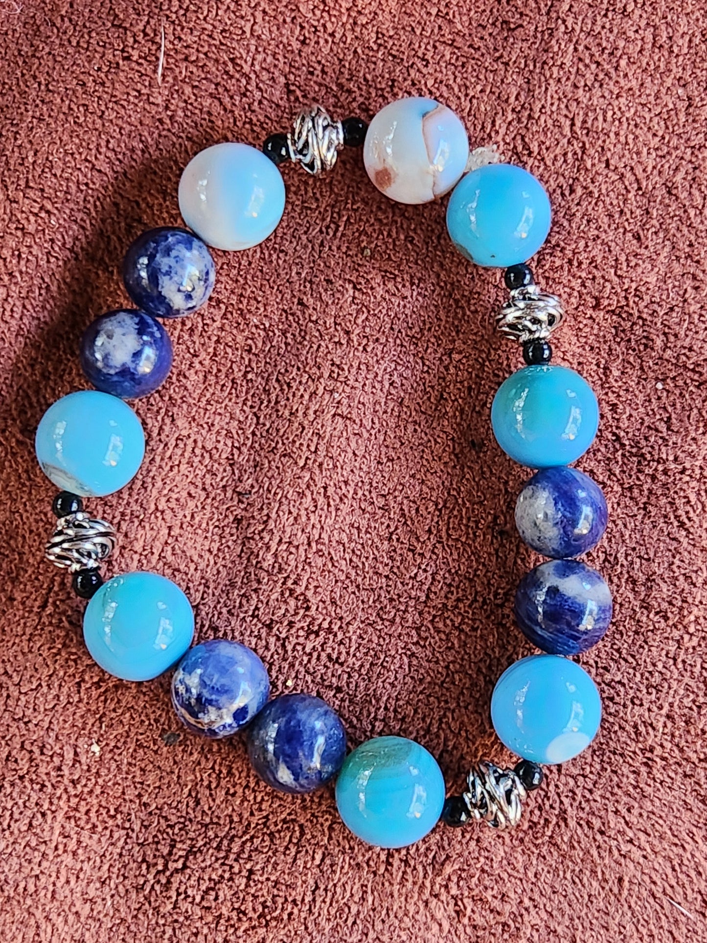Bracelets beeds